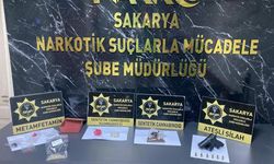 Uyuşturucuyu klozete döktü, sifon çalışmayınca yakalandı