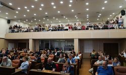 Tepebaşı Meclisinde tansiyon yükseldi