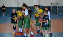Üçlük atmayı öğreniyorlar