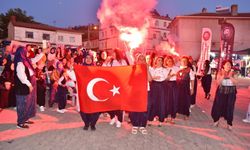 Seyitgazi'deki Şalvar Gecesi'nde renkli görüntüler
