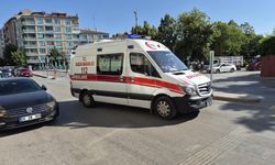 Eskişehir'de trafik zabıtası kaza yaptı, hastaneye kaldırıldı
