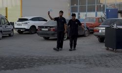 Eskişehir’de yüzleri güldüren görüntü: Tamircilerden halay şovu