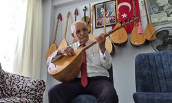 Eskişehir'in yaşayan kültürel hafızalarından halk ozanı Arif Çayır