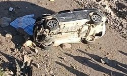 Otomobil şarampole yuvarlandı: Aynı aileden 3 kişi hayatını kaybetti