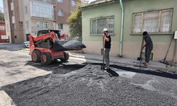 Tepebaşı'nda asfalt mesaisi sürüyor: Seki Sokak yenileniyor