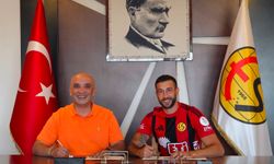 Eskişehirspor Ahmet Dereli’yi transfer etti