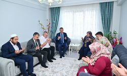 Vali Yılmaz, Merhum Kıbrıs Gazisi Tınmaz'ın ailesine taziye ziyaretinde bulundu