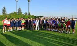 Vali Yılmaz ve Hatipoğlu’ndan Eskişehirspor’a ziyaret
