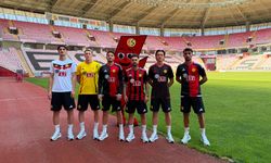 Eskişehirspor’un yeni sezon formaları görücüye çıktı