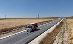 Çeltik Yolu'nda trafik işaretleme çalışmaları başladı