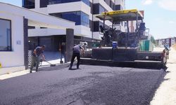 Tepebaşı'nda yol yapım ve asfalt mesaisi sürüyor