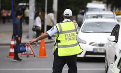 Trafikte aday sürücülere yeni dönem: Bazı ihlallerde ehliyet doğrudan iptal edilecek