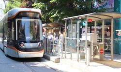 Eskişehir'de tramvay duraklarında QR kod dönemi başladı