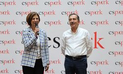 Ünlüce ve Ataç, Kültür Panayırı’nda dünyanın gençleriyle buluştu