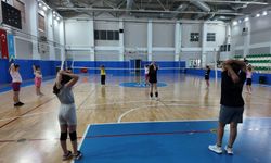Tepebaşı’nda geleceğin voleybol yıldızları yetişiyor