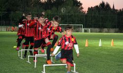 Yaz boyu futbola doyacaklar
