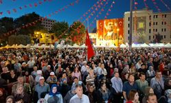 Eskişehir'de yüzlerce kişi 15 Temmuz Demokrasi ve Milli Birlik Günü'nde bir araya geldi