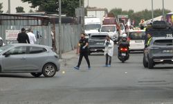 Polise bıçakla saldıran şüpheli ayağından vurularak yakalandı