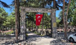 Şehitlik anı defterindeki duygusal yazılar