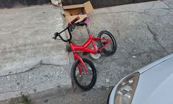 Eskişehir'de otomobile yandan çarpan bisikletli çocuk yaralandı