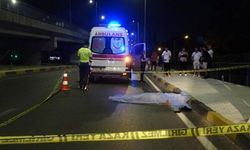 Savrulan motosikletten düşerek başını kaldırıma çarpan genç hayatını kaybetti