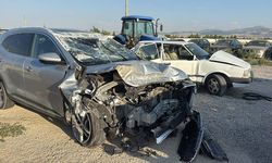 Afyonkarahisar'da trafik kazası: 1 ölü 7 yaralı
