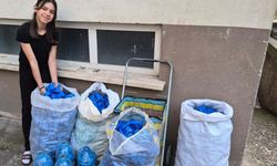Eskişehir’de 11 yaşındaki Ecenur’un iyilik kampanyası: 1 ton mavi kapak topladı, depremzede yaşıtına umut oldu