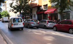 Eskişehir’de dörtlü sorunu: Yol kenarı beklemeleri trafiği daraltıyor