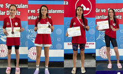 Eskişehirli yüzücülerden Türkiye finalinde 9 şampiyonluk