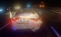 Eskişehir yolunda tır otomobile çarptı: 3 yaralı