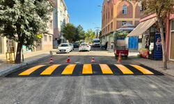 Batıkent Bülent Ecevit Bulvarı’nda yol çizgileri yenilendi