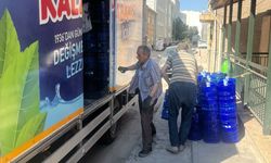 Eskişehir’de ihtiyaç sahiplerine su desteği: 962 adet su dağıtıldı