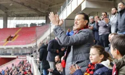 Nebi Hatipoğlu’ndan Eskişehirspor’a transfer desteği