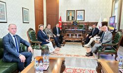 CHP Eskişehir yönetiminden Vali Yılmaz’a nezaket ziyareti