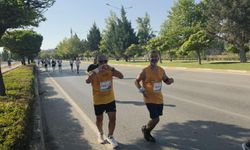 LÖSEV Gönüllüleri Eskişehir Yarı Maratonu’nda Lösemili Çocuklar İçin Koştu: “Biz Koşalım, Onlar Yaşasın”