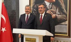 Cumhurbaşkanı Yardımcısı Cevdet Yılmaz'dan Vali Erdinç Yılmaz’a ziyaret
