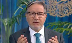 İlahiyatçı Mustafa Karataş canlı yayında acı haberi aldı: Kardeşi hayatını kaybetti