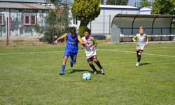 U 12'ler'de sıkı rekabet