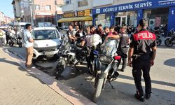 Eskişehir'de hafif ticari aracın çarptığı motosikletli polis yaralandı