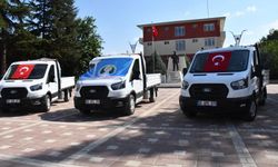 Beylikova’da üreticiye 9 milyon TL’lik yatırım: 3 kamyonet ve 5 süt tankı