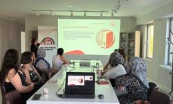 Eskişehir'de ADEM kursiyerlerine aile ve teknoloji eğitimi