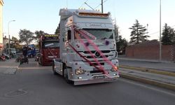 Eskişehir’de damada unutulmaz sürpriz: 7 tırlık düğün konvoyu