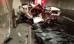 Eskişehir yolunda feci kaza: Otomobil hurdaya döndü