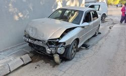 Kazaya karıştı, aracı bırakıp kaçtı: Eskişehir’de 2 araca 49 bin 965 TL ceza