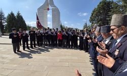Eskişehir'de gaziler ve şehit yakınlarından şehitlik ziyareti