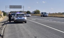 Eskişehir’de tıra arkadan çarpan hafif ticari aracın kadın sürücüsü yaralandı