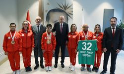 Cumhurbaşkanı Erdoğan, Türkiye Özel Sporcular Spor Federasyonu temsilcileriyle bir araya geldi