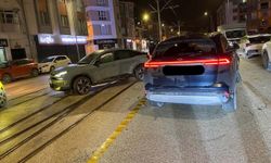 Trafik kazası sebebiyle tramvay seferleri aksadı