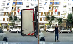 Eskişehir'de yol tartışması: Çocuklu aile zor anlar yaşadı!