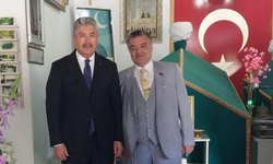 Vali Yılmaz, Şeyh Şehabettin Sühreverdi Hazretleri türbesinde